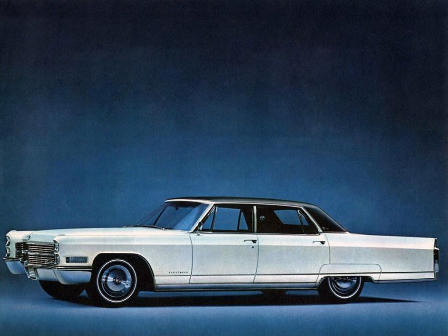  Cadillac Fleetwood Sixty Special 1966 года  (фото 3 из 3)